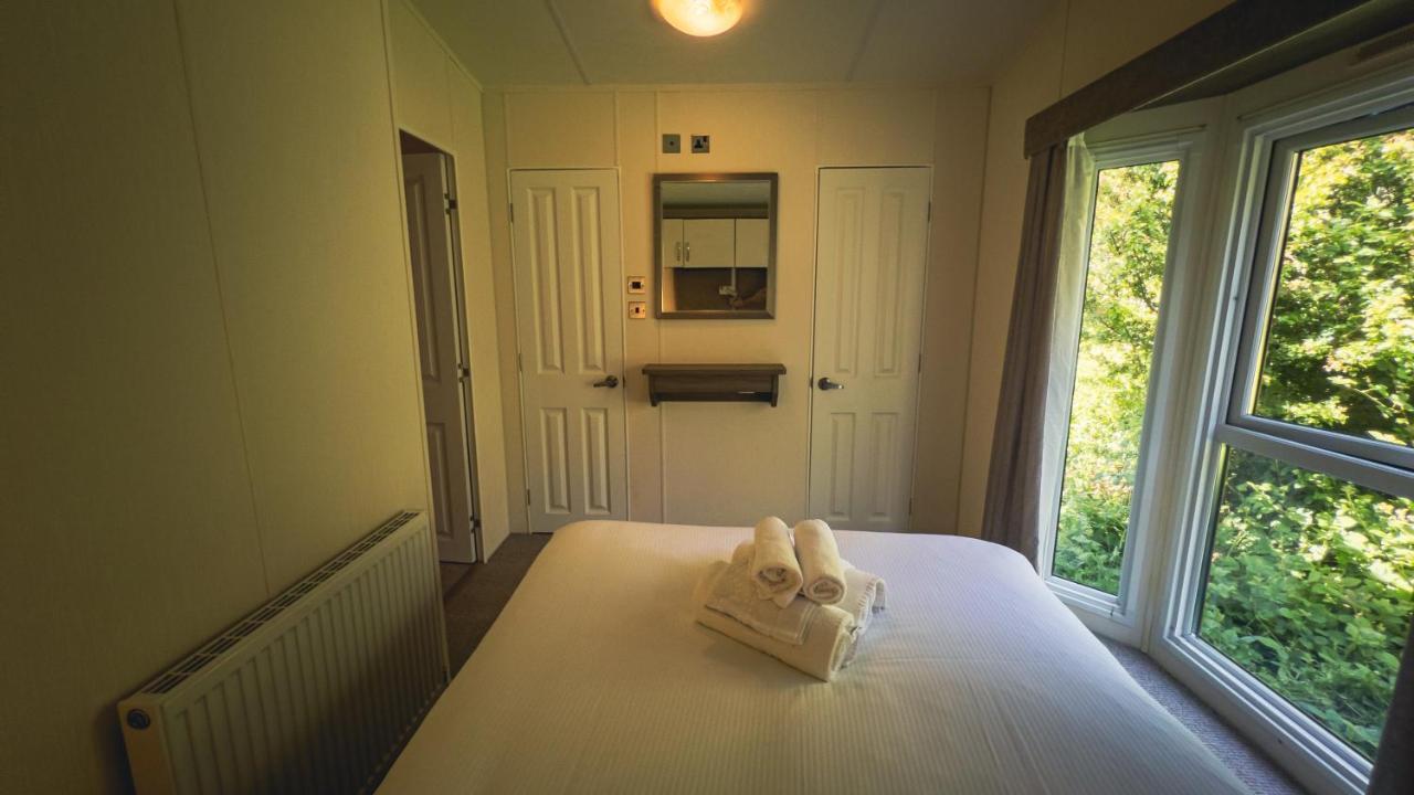 Hazel Oaks, Beautiful Lodge With Hot Tub - Sleeps 6 - Felmoor Park Morpeth Kültér fotó